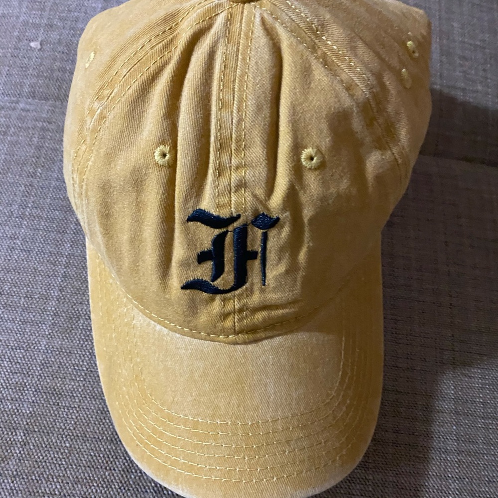 Baseball caps - Picture 2 of 12